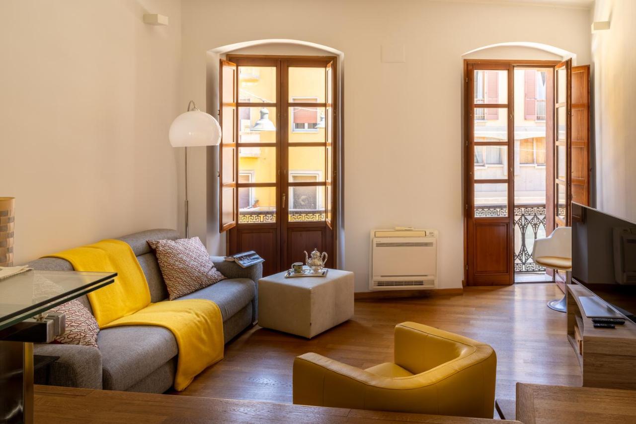 La Terrazza Sul Corso - Premium Apartment Cagliari Luaran gambar