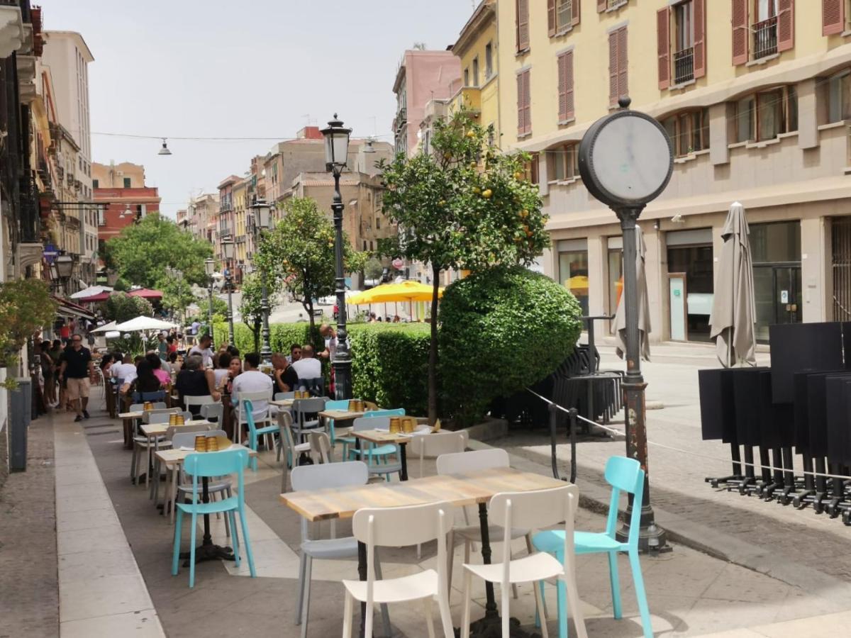 La Terrazza Sul Corso - Premium Apartment Cagliari Luaran gambar